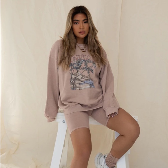Girl Knows all Montego Bay Sand Sweatshirt L - Picture 5 of 5